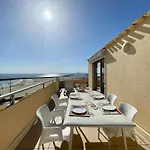 Apartmán 2 Pieces Avec Terrasse 25m² Et Parking A 50m De La - Fr-1-338-114