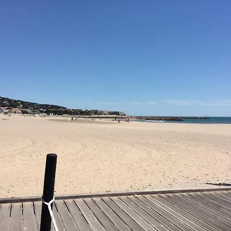 Appartement Sète, 2 Pièces, 4 Personnes - Fr-1-338-114