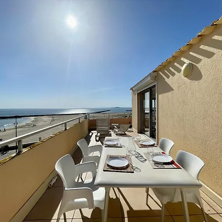 Apartment 2 Pieces Avec Terrasse 25m² Et Parking A 50m De La - Fr-1-338-114